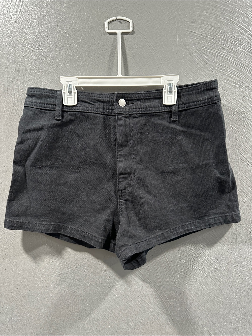 Universal Thread Black Denim Jean Shorts